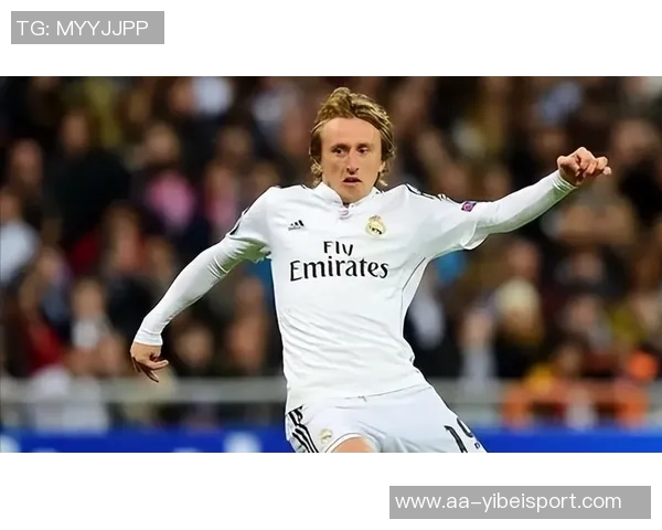 帕努奇盛赞莫德里奇球商超凡在意甲如同轻松踢球般自在 帕努奇盛赞莫德里奇球商超凡在意甲如同轻松踢球般自在