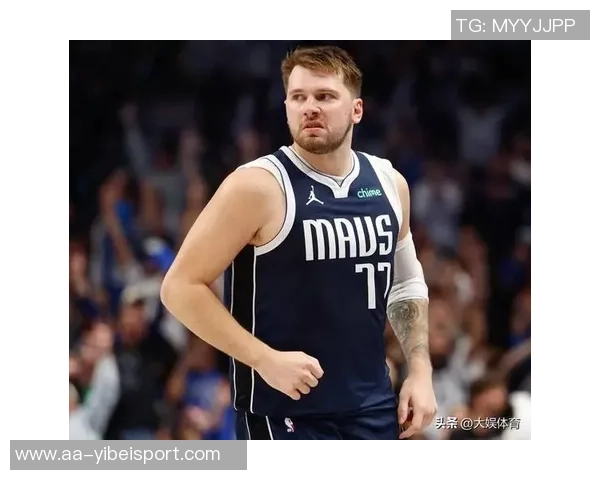 张佳玮分析詹姆斯持球策动减少原因东契奇分担责任与启动困难并存 张佳玮分析詹姆斯持球策动减少原因东契奇分担责任与启动困难并存