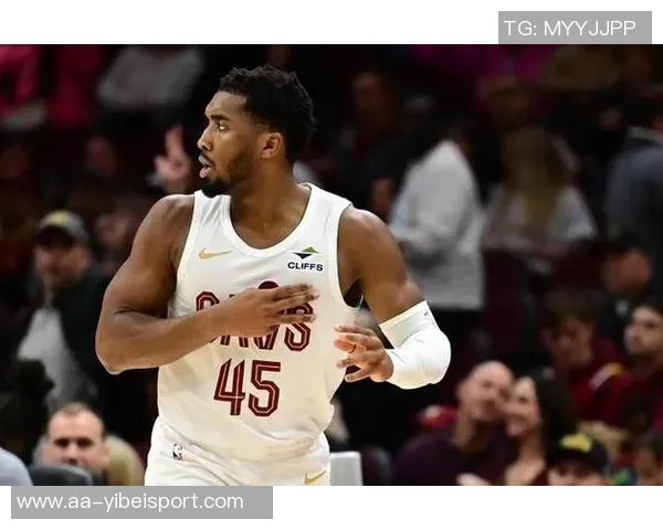 米切尔下半场失去得分状态阿特金森确认他状态良好并无受伤 米切尔下半场失去得分状态阿特金森确认他状态良好并无受伤